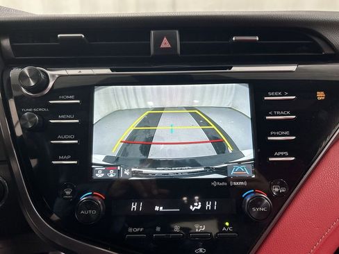 Used 2019 Toyota Camry XSE image 17
