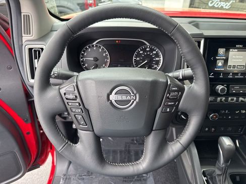 Used 2026 Nissan Frontier SV w/ SV Convenience Package AWD/4WD image 9