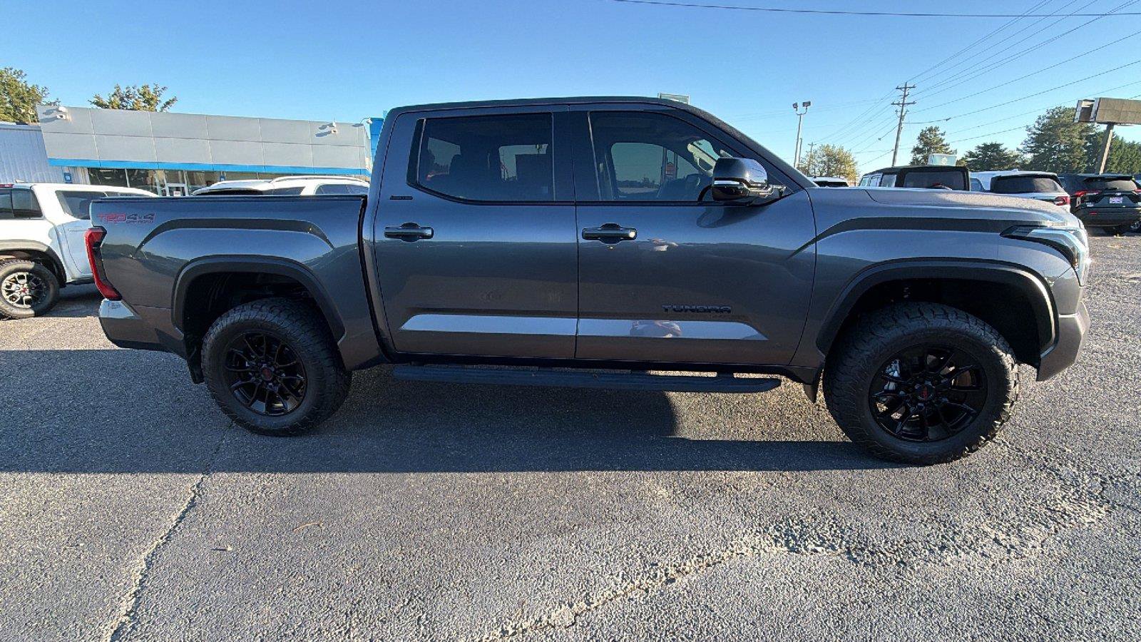 Used 2024 Toyota Tundra Limited w/ TRD Off-Road Package AWD/4WD image 7