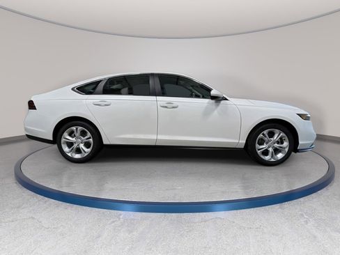 New 2026 Honda Accord LX image 4