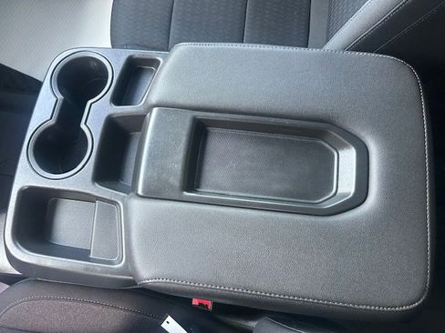 Used 2022 Chevrolet Silverado 2500 LT w/ Convenience Package image 19