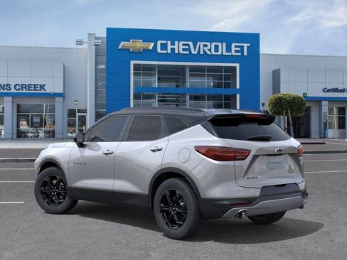 New 2026 Chevrolet Blazer LT w/ Convenience Package FWD image 5