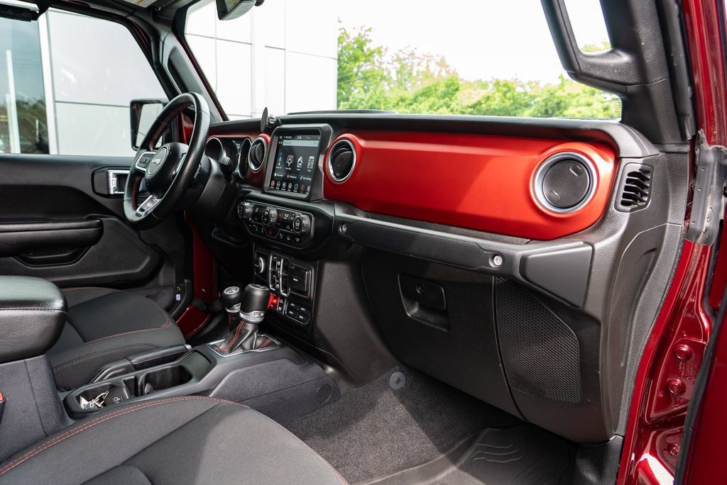 Used 2021 Jeep Gladiator Rubicon AWD/4WD image 29
