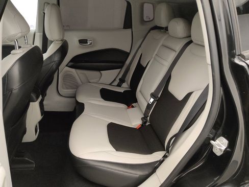 Used 2018 Jeep Compass Latitude w/ Popular Equipment Group image 18