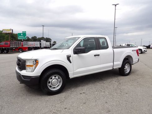 Used 2021 Ford F150 XL w/ XL Power Equipment Group AWD/4WD image 3