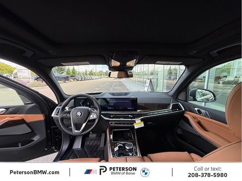 New 2026 BMW X5 xDrive50e w/ Premium Package AWD/4WD image 21