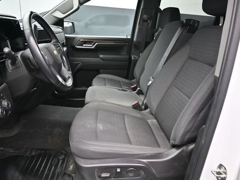 Used 2024 Chevrolet Silverado 1500 LT AWD/4WD image 15