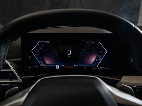 Used 2025 BMW 330i xDrive Sedan image 29