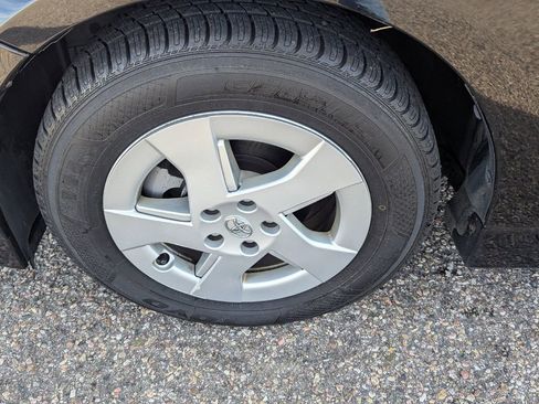 Used 2010 Toyota Prius Two image 9