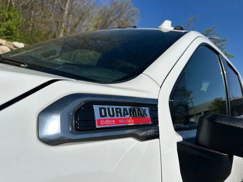 Used 2021 GMC Sierra 2500 AT4 w/ AT4 Premium Plus Package AWD/4WD image 10