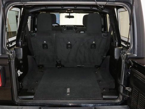 Used 2020 Jeep Wrangler Unlimited Sport AWD/4WD image 18
