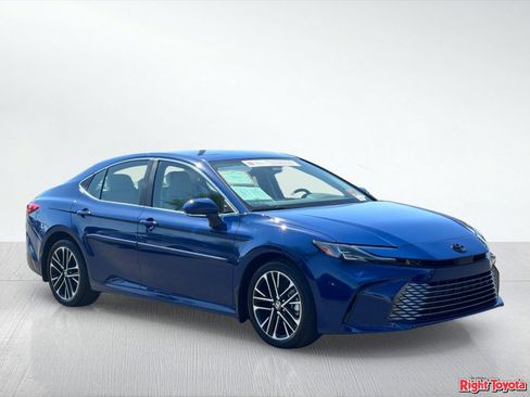 Certified 2026 Toyota Camry XLE FWD image 8