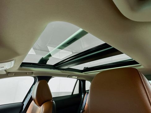 Used 2024 MAZDA CX-50 AWD 2.5 Turbo w/ Weather Package image 4