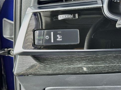 Used 2020 Audi Q7 3.0T Prestige w/ Prestige Package AWD/4WD image 11
