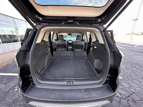 Used 2017 Ford Escape Titanium w/ Equipment Group 301A image 8