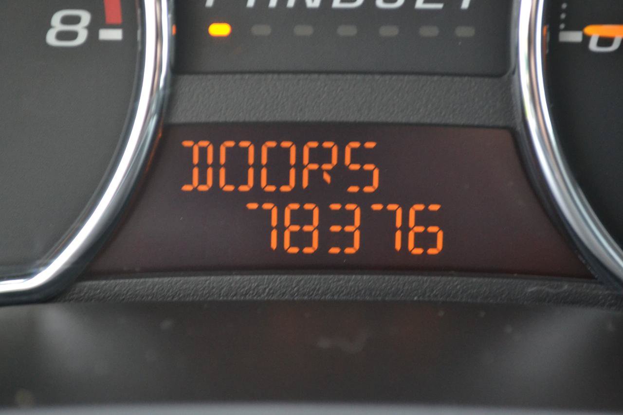 Used 2011 Chevrolet Colorado LT AWD/4WD image 13