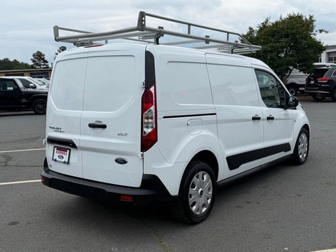 Used 2022 Ford Transit Connect XLT FWD image 3
