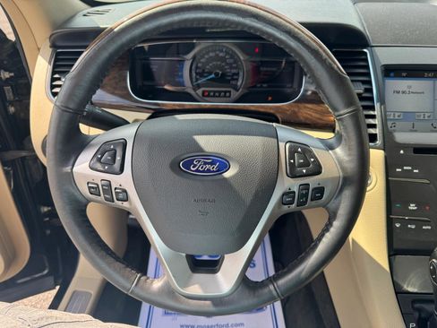 Used 2016 Ford Taurus Limited FWD image 14