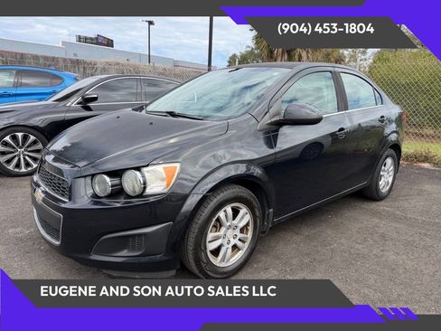 Used 2013 Chevrolet Sonic LT image 1