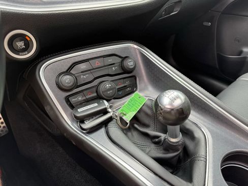 Used 2016 Dodge Challenger R/T Plus image 21