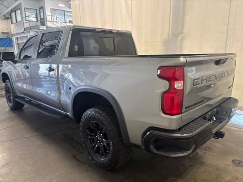 Used 2023 Chevrolet Silverado 1500 ZR2 AWD/4WD image 6