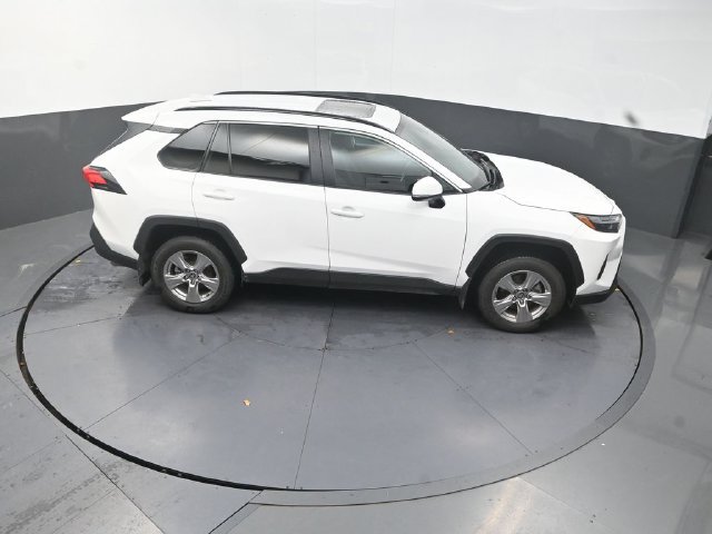 Used 2025 Toyota RAV4 XLE w/ Convenience Package AWD/4WD image 30
