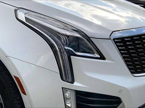 Used 2022 Cadillac XT5 Premium Luxury image 28