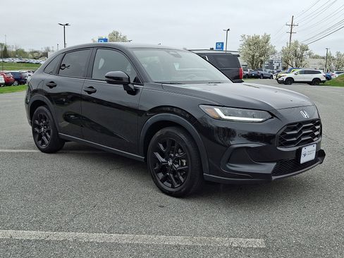 Used 2024 Honda HR-V Sport image 1