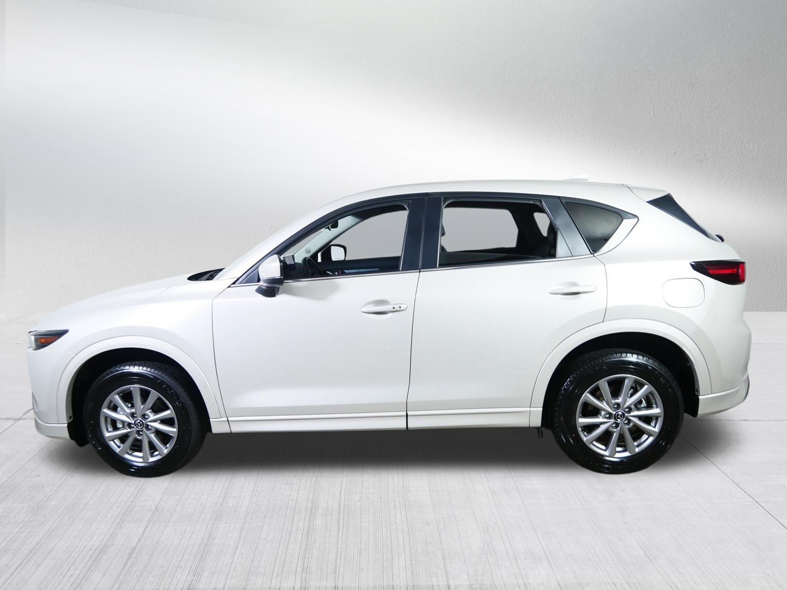 Used 2025 MAZDA CX-5 AWD 2.5 S w/ Select Package image 4