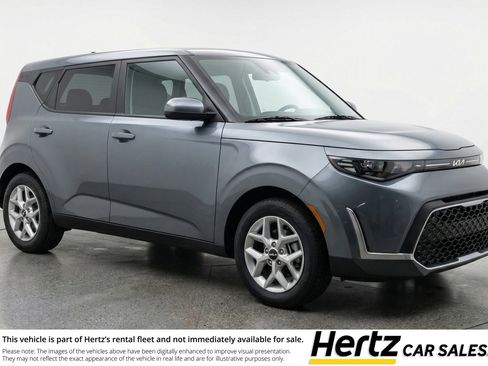 Used 2025 Kia Soul LX w/ LX Technology Package FWD image 1