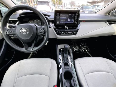 Used 2020 Toyota Corolla L image 14