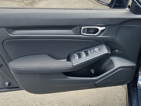 Used 2024 Honda Civic Sport image 12