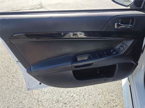 Used 2017 Mitsubishi Lancer ES FWD image 21