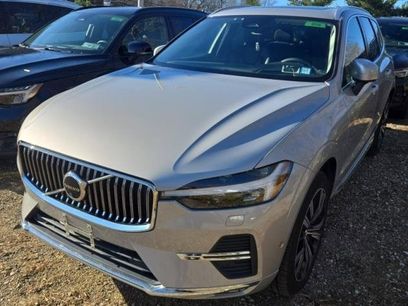 Used 2022 Volvo XC60 B6 Inscription w/ Advanced Package