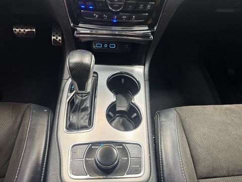 Used 2020 Jeep Grand Cherokee SRT AWD/4WD image 26