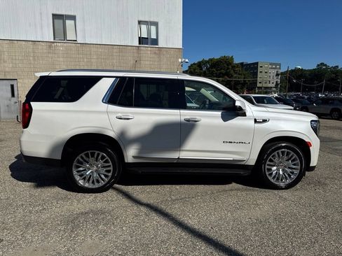 Used 2023 GMC Yukon Denali AWD/4WD image 8