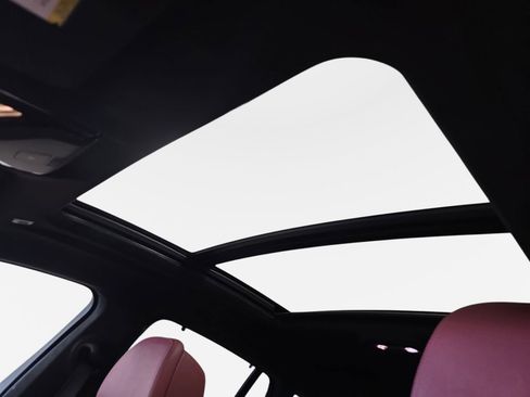 Used 2021 BMW X6 M50i w/ Premium Package image 29