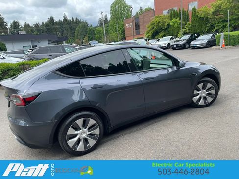 Used 2023 Tesla Model Y Long Range AWD/4WD image 15