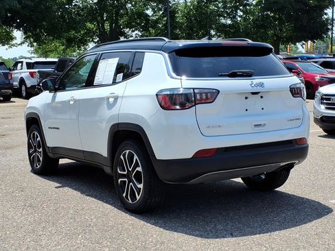 Used 2022 Jeep Compass Limited AWD/4WD image 3