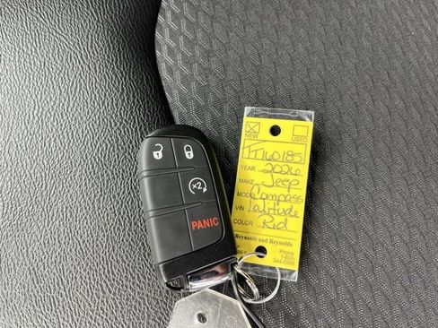 New 2026 Jeep Compass Latitude image 29