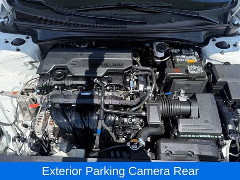 Used 2023 Hyundai Elantra SEL FWD image 11