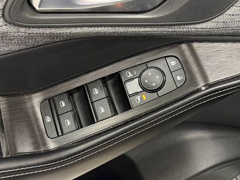 Used 2023 Nissan Rogue SV AWD/4WD image 20
