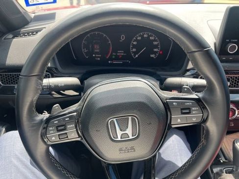 Used 2025 Honda Civic Sport image 14