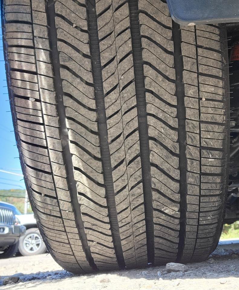 Used 2025 Cadillac Escalade V AWD/4WD image 56