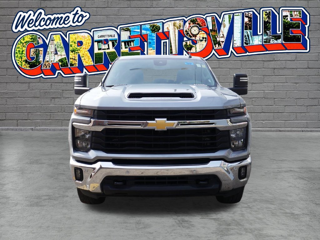 Used 2025 Chevrolet Silverado 3500 LT w/ Safety Package AWD/4WD image 13