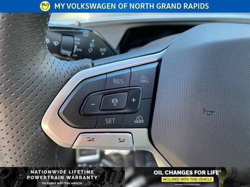 New 2026 Volkswagen Tiguan SE R-Line AWD/4WD image 10
