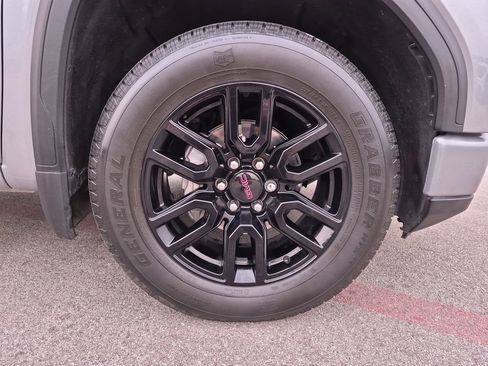 Used 2024 GMC Sierra 1500 Elevation RWD image 14