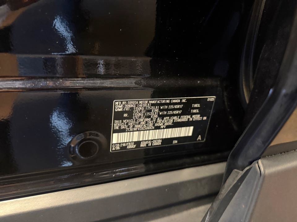 Certified 2025 Toyota RAV4 LE AWD/4WD image 39