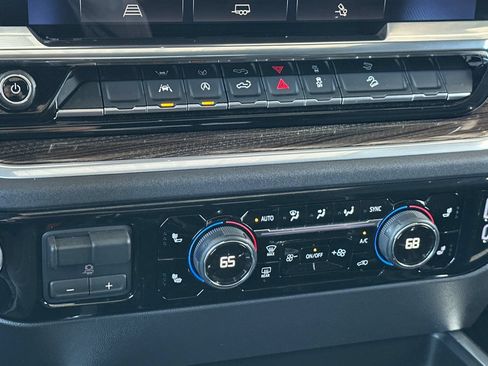 Certified 2026 Chevrolet Silverado 1500 LT Trail Boss w/ Convenience Package II AWD/4WD image 28