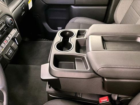 New 2026 Chevrolet Silverado 1500 Custom w/ LPO, Dark Essentials Package image 7